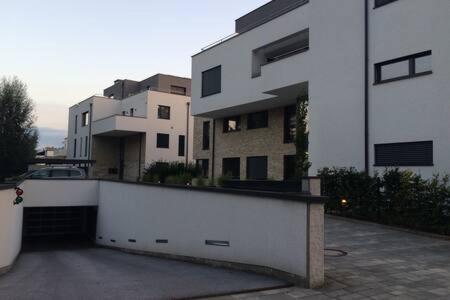 Privatunterkunft Stadtnähe Und Doch Mitten In Der
